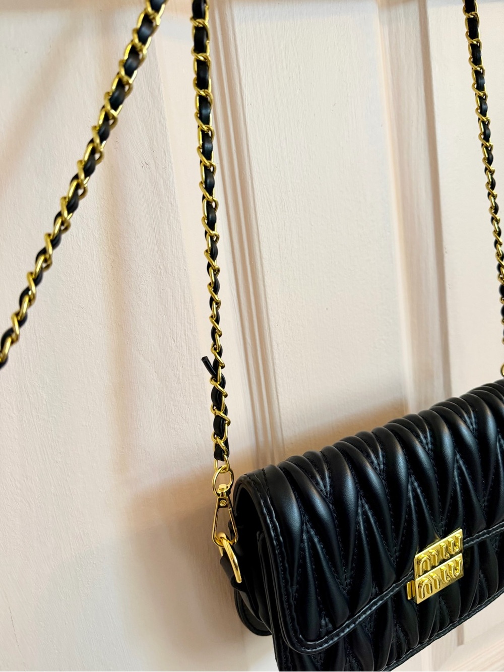 Black crossbody bag - Picture 3 of 6